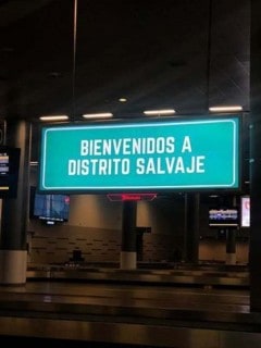 Vallas