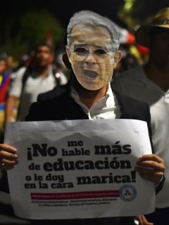 Marcha "zombie" en Cali exige alza de presupuesto para universidad pública