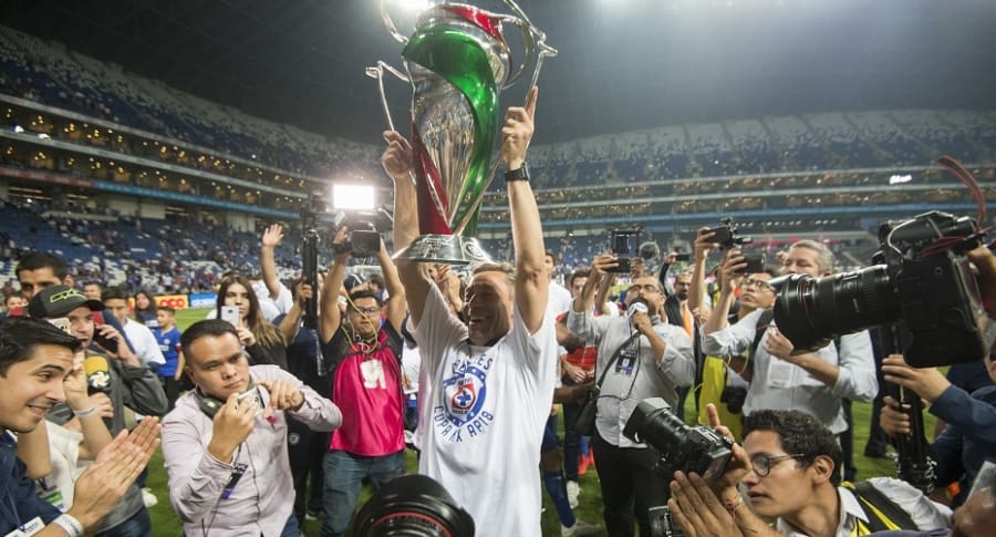 Cruz Azul vence 0-2 al Monterrey y gana su cuarto título de la Copa Mx