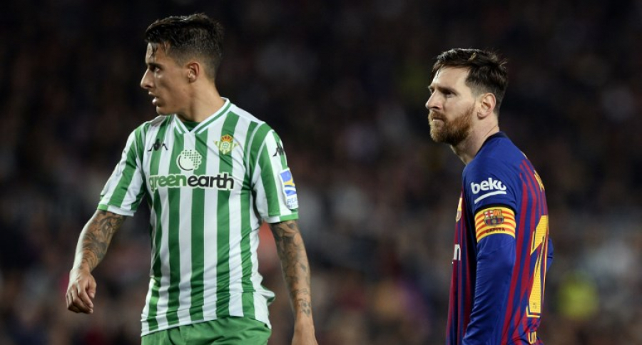 Lionel Messi y Cristian Tello