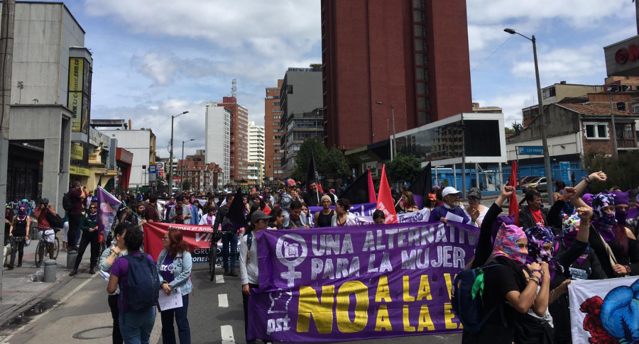 Marcha de mujeres en Bogotá