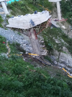 Obra del puente La Pala en el sector Chirajara