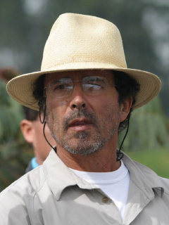 Simón Vélez