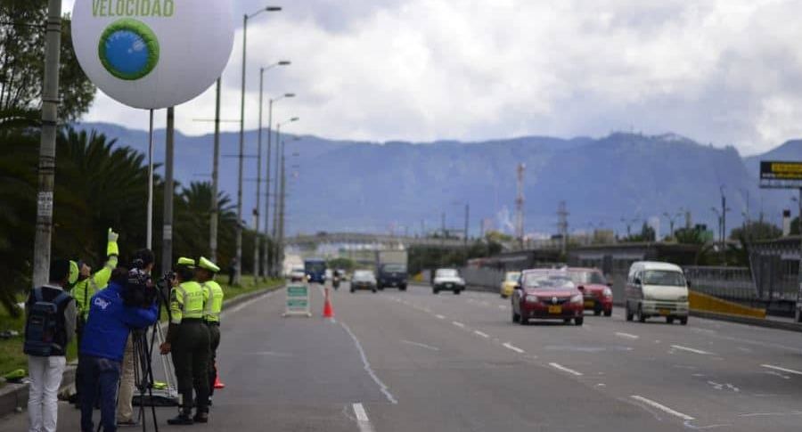 Control de velocidad de Policía de Tránsito de Bogotá