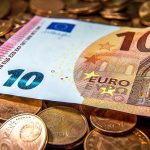Euros en monedas y billetes