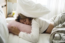 Mujer durmiendo