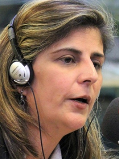 Laura Gil