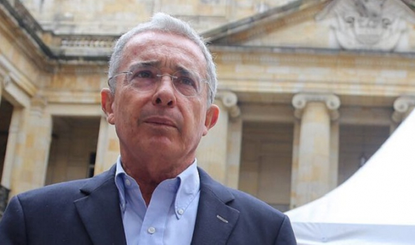 Álvaro Uribe
