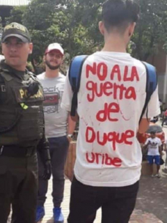 Camiseta marcha