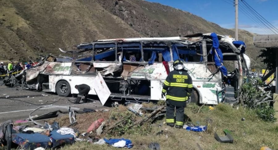Autobús accidentado en Ecuador