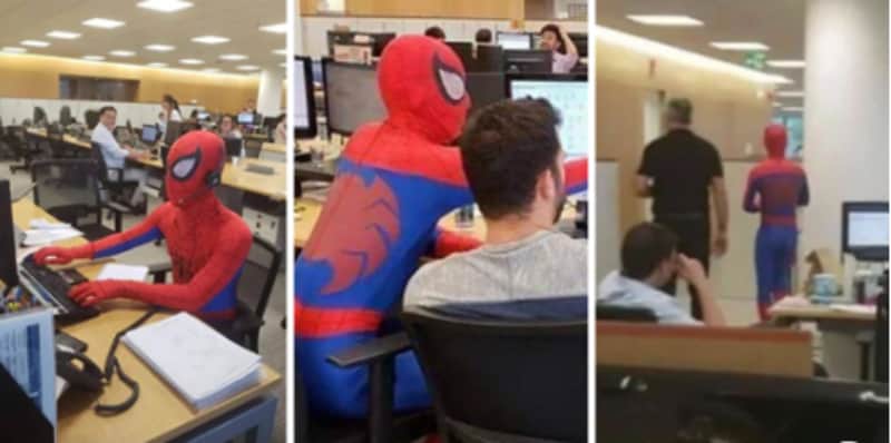 Trabajador disfrazado de Spiderman