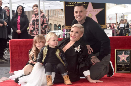 Pink, su esposo Carey Hart y sus hijos Willow Hart y Jameson Hart