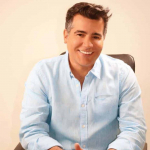 Carlos Calero, presentador colombiano.