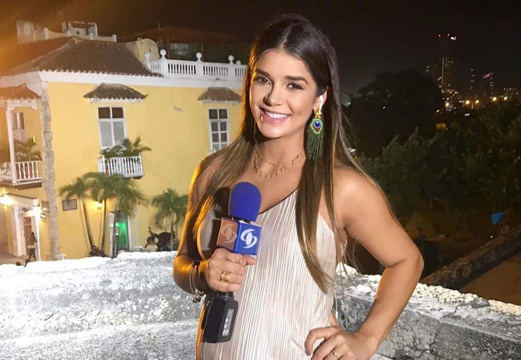 Karen Bray, presentadora.