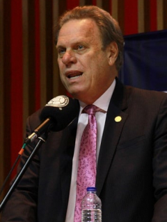 Ramón Jesurún, presidente de la Federación.