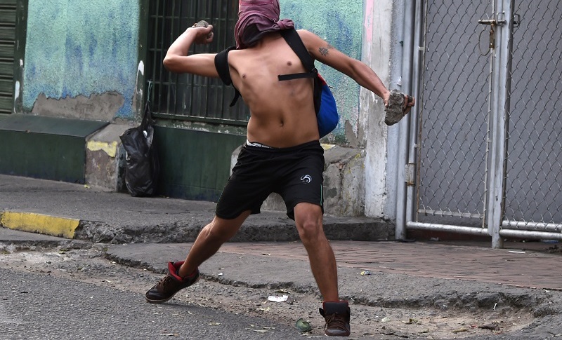 Disturbios en frontera de Venezuela con Colombia.