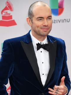 Santiago Cruz y Tostao, cantante.