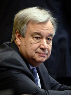 António Guterres (der.)