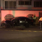 Carro estrellado por evitar robo