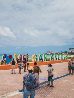 De la celebración al llanto: San Andrés declara alerta roja por aumento de casos COVID-19