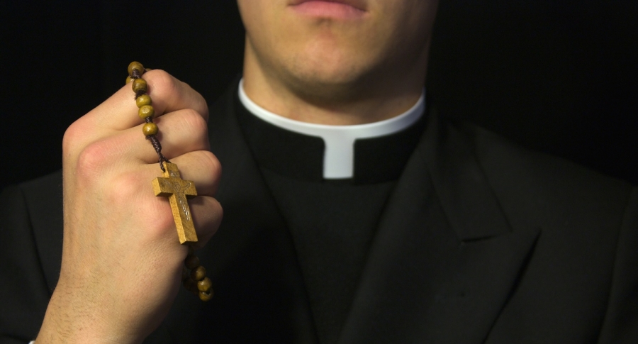Sacerdote