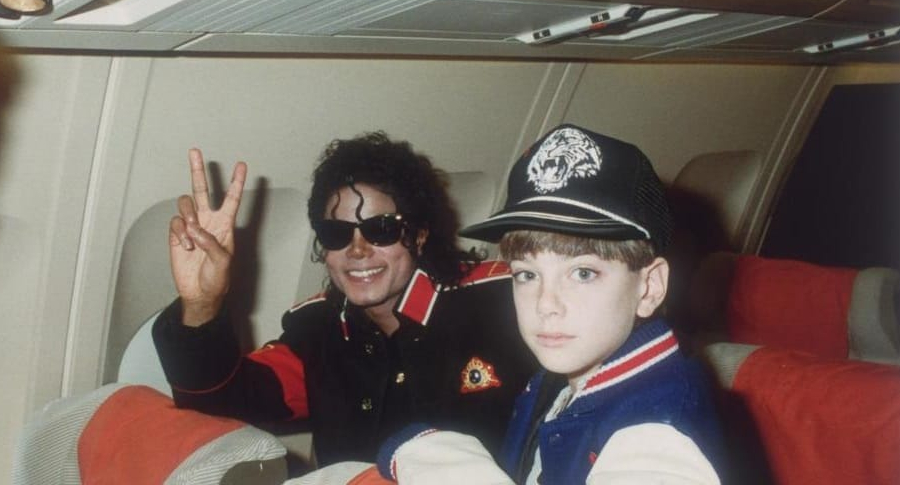Michael Jackson con James Safechuck.