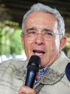 Álvaro Uribe y Juan Felipe