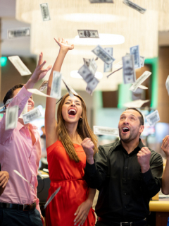 Personas con dinero