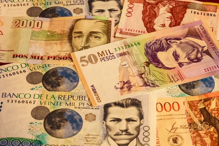 Pesos colombianos