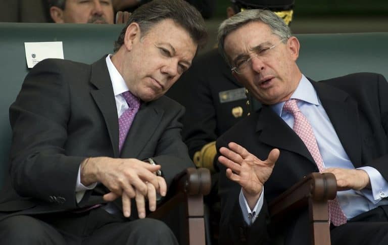 Santos y Uribe