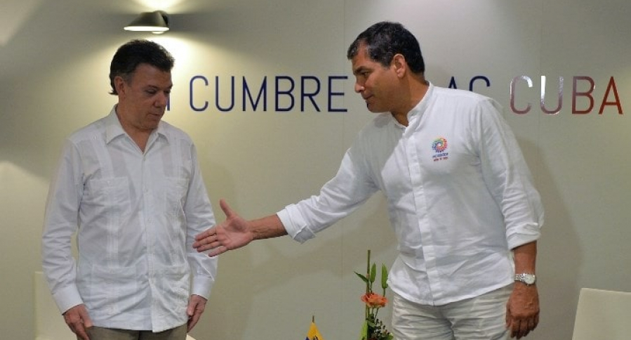 Juan-Manuel-Santos-y-Rafael-Correa