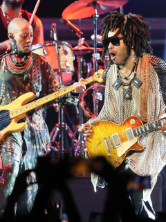 El músico estadounidense Lenny Kravitz en el Movistar Arena de Bogotá.