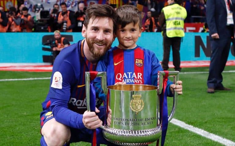 Lionel Messi y su hijo