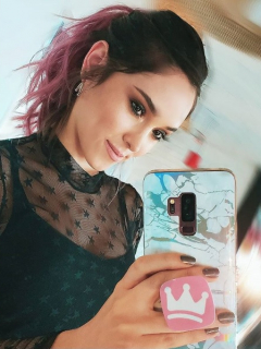 Isabella Santodomingo, escritora y actriz, y Kika Nieto, 'youtuber'.