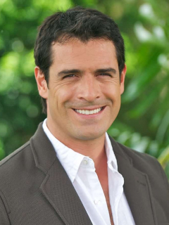 Rafael Novoa, actor.