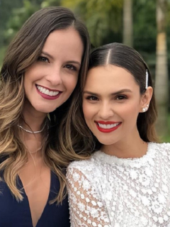 Laura Acuña, presentadora, y Danielle Arciniegas, actriz.