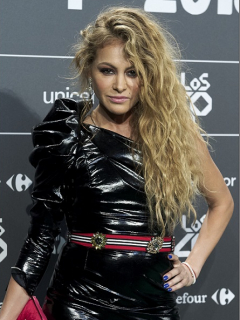 Alejandra Guzmán y Paulina Rubio, cantantes.