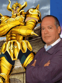 Alfonso Ramírez y sus personajes en 'Los Caballeros del Zodiaco'