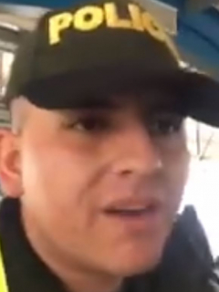 Policía