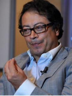 Álvaro Uribe y Gustavo Petro