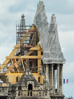 Andamios en Notre Dame