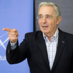 Álvaro Uribe, expresidente y senador.