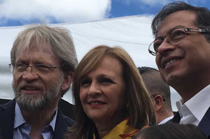 Antanas Mockus, Ángela María Robledo y Gustavo Petro