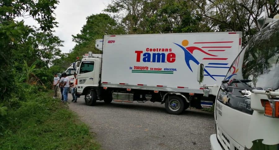 Camión atravesado en Arauca