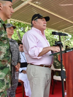 Ministro de Defensa, Guillermo Botero