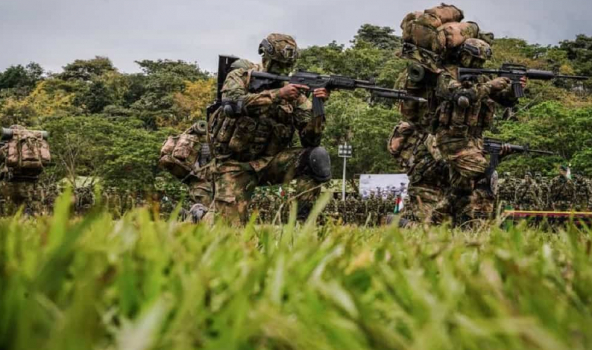 Soldados del Ejército Nacional