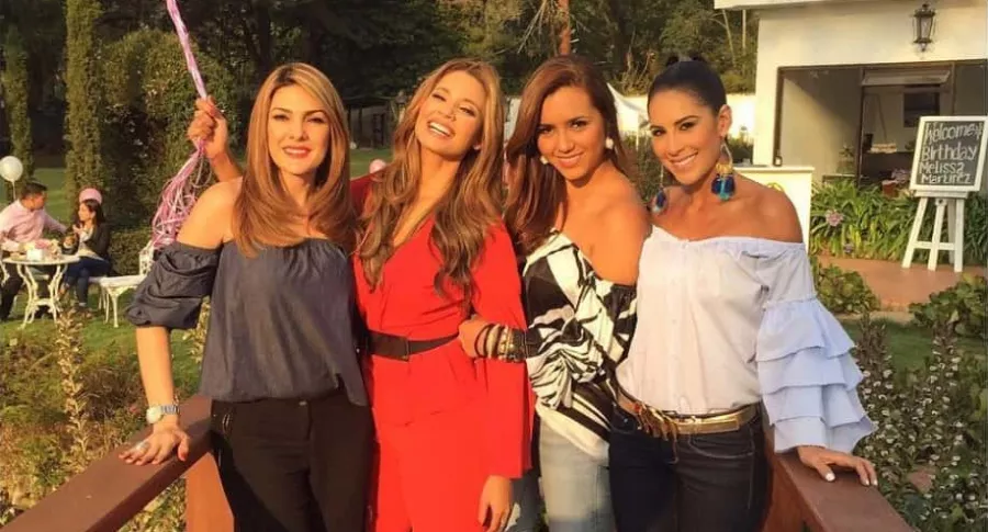 Ana Karina Soto, Melissa Martínez, Tatiana Franco y Carolina Soto, presentadoras.
