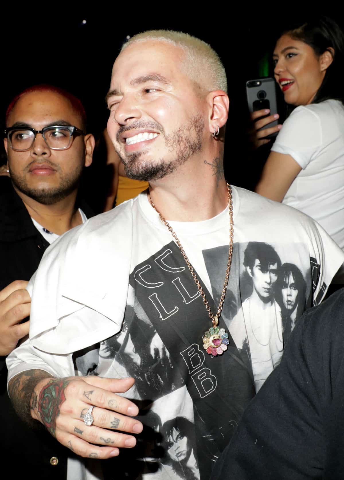 JYXLWDH J Balvin Dientes T-Shirt