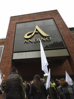 Atentado al Centro Andino