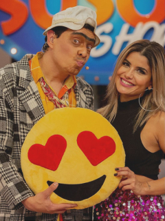 Suso, humorista; Martina 'la Peligrosa', cantante; y Milena López y Jota Mario Valencia, presentadores.